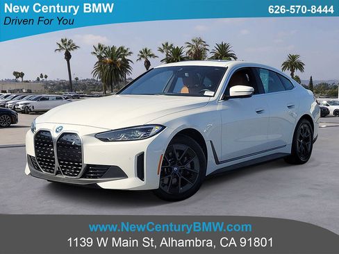 Used 2023 BMW i4 eDrive35 w/ Premium Package RWD image 1
