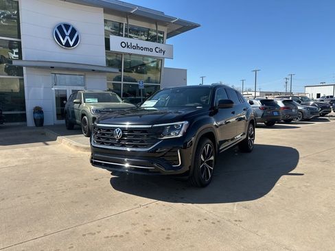 New 2026 Volkswagen Atlas Cross Sport SEL Premium R-Line AWD/4WD image 1