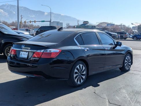 Used 2014 Honda Accord Hybrid Sedan image 4