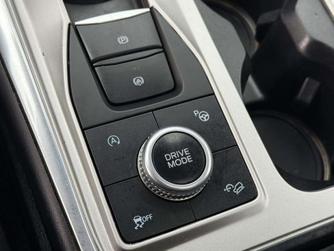 Used 2020 Ford Explorer ST w/ Premium Technology Package image 29