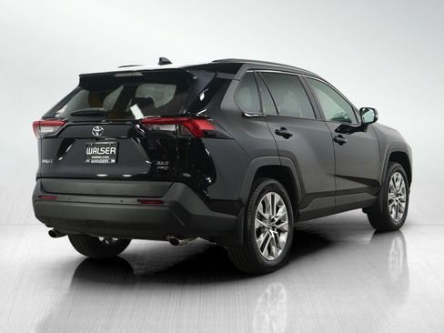 Used 2025 Toyota RAV4 XLE Premium w/ Weather Package AWD/4WD image 5