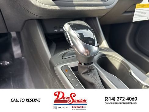 New 2026 Buick Envista Sport Touring w/ Convenience II Package FWD image 19