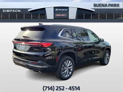 Used 2025 Buick Enclave Preferred image 8