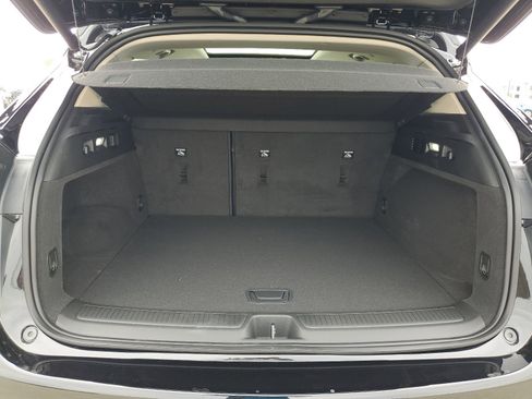 Used 2023 Buick Envision Avenir image 12