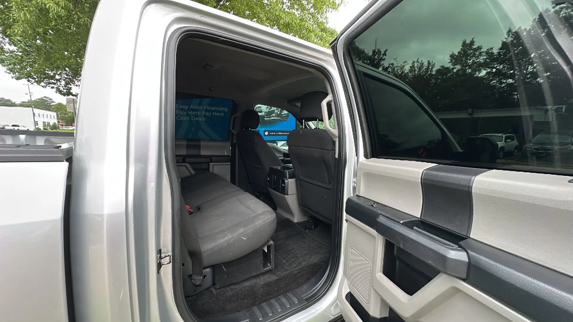 Used 2017 Ford F150 XL w/ Equipment Group 101A Mid AWD/4WD image 25