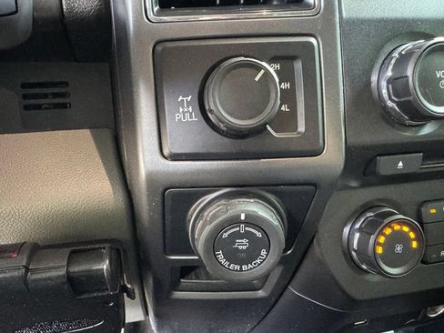 Used 2017 Ford F150 XLT w/ Equipment Group 301A Mid AWD/4WD image 18