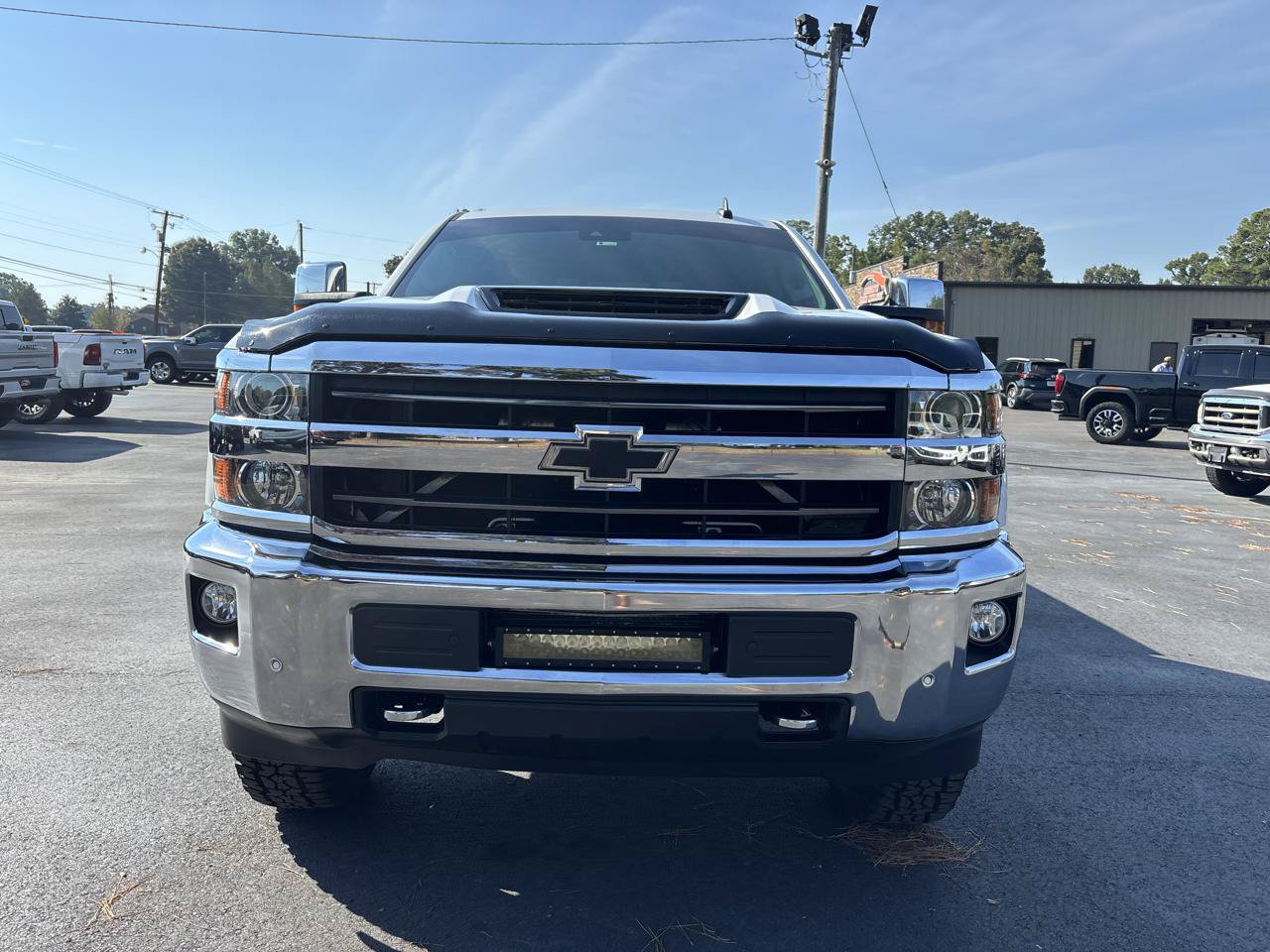 Used 2018 Chevrolet Silverado 2500 LTZ w/ Duramax Plus Package AWD/4WD image 4