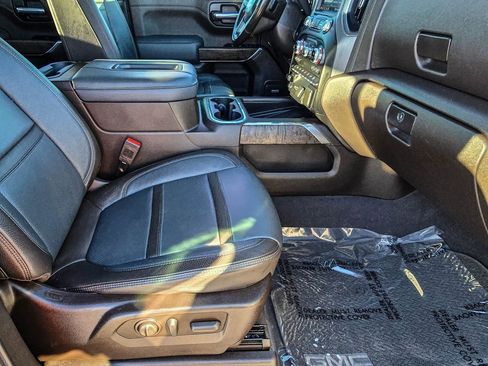 Used 2021 GMC Sierra 1500 Denali image 37