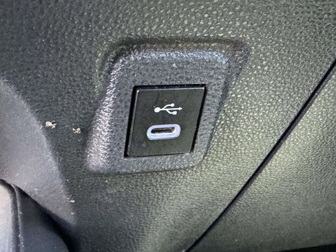 Used 2023 Toyota Corolla LE FWD image 8