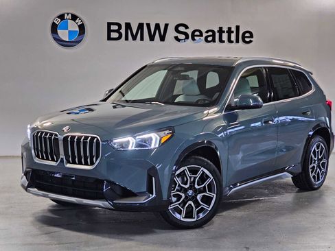 New 2026 BMW X1 xDrive28i w/ Technology Package AWD/4WD image 1