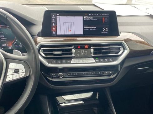 Used 2023 BMW X3 xDrive30i image 9