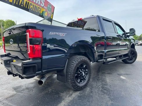 Used 2023 Ford F250 XLT w/ XLT Premium Package AWD/4WD image 5