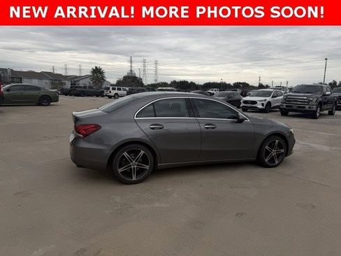 Used 2019 Mercedes-Benz A 220 image 3