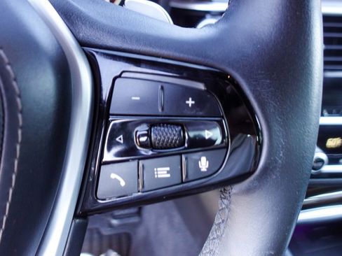 Used 2021 BMW 530i image 14