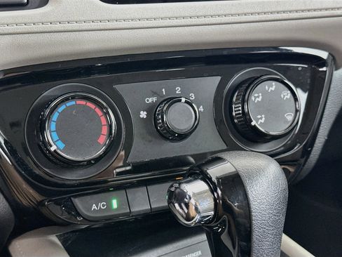 Used 2018 Honda HR-V LX image 23