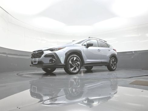 Used 2025 Subaru Crosstrek 2.5i Limited w/ Popular Package #3A AWD/4WD image 11