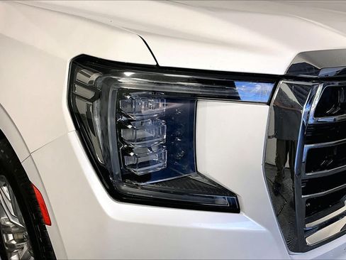 Certified 2022 GMC Yukon SLT w/ SLT Luxury Package RWD image 27