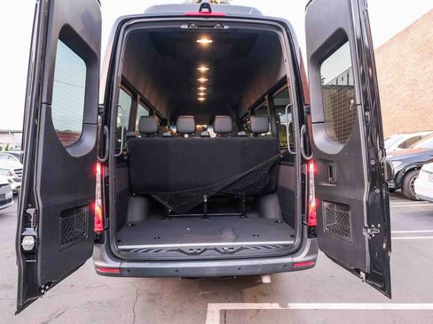 Used 2023 Mercedes-Benz Sprinter 2500 image 30