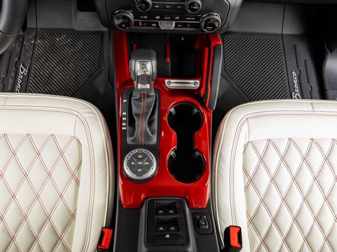 Used 2025 Ford Bronco Heritage Edition image 27