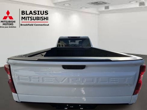 Used 2023 Chevrolet Silverado 1500 Custom image 20