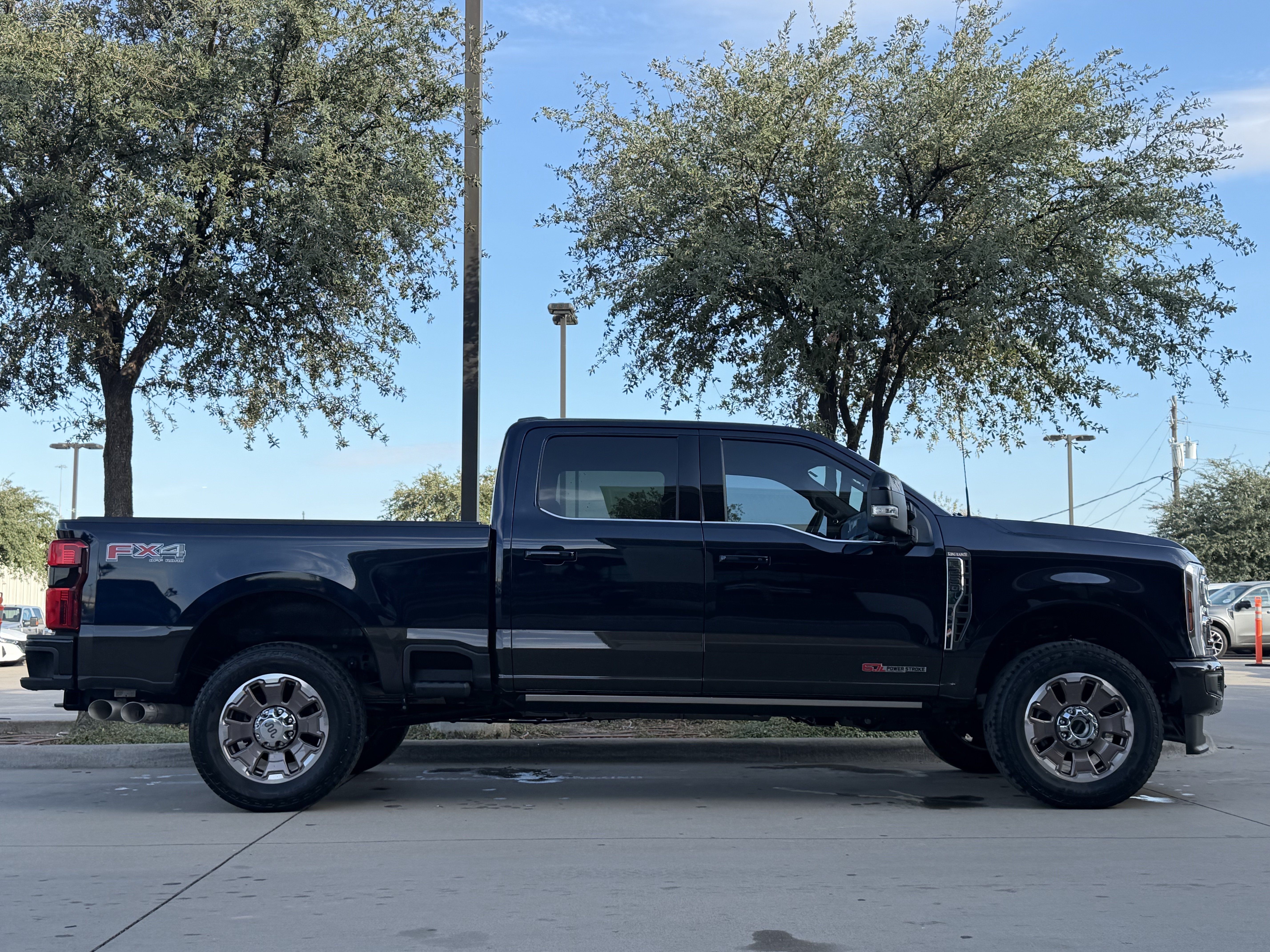 Used 2025 Ford F250 King Ranch AWD/4WD image 3