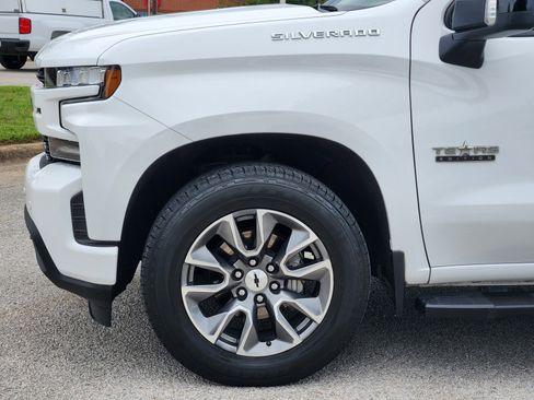 Used 2020 Chevrolet Silverado 1500 RST w/ Texas Edition RWD image 25