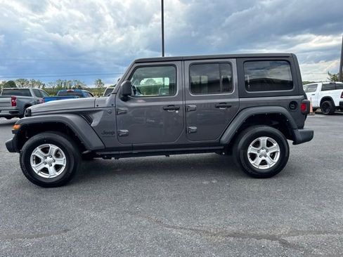 Used 2022 Jeep Wrangler Unlimited Sport AWD/4WD image 16