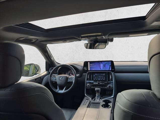 Used 2022 Lexus LX 600 4WD w/ Appearance Package image 25