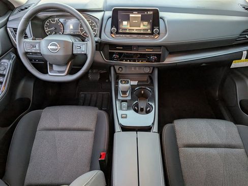 New 2026 Nissan Rogue SV FWD image 8