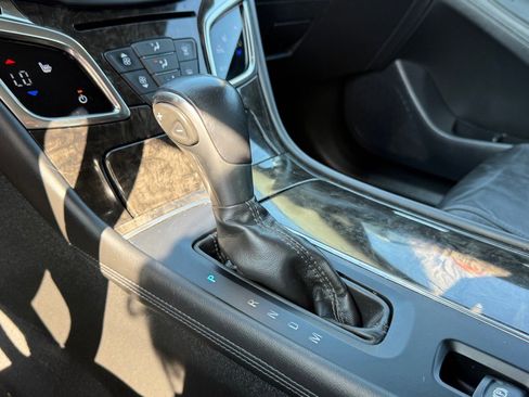 Used 2015 Buick LaCrosse Leather image 24