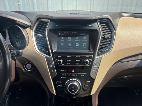 Used 2017 Hyundai Santa Fe Sport AWD/4WD image 40