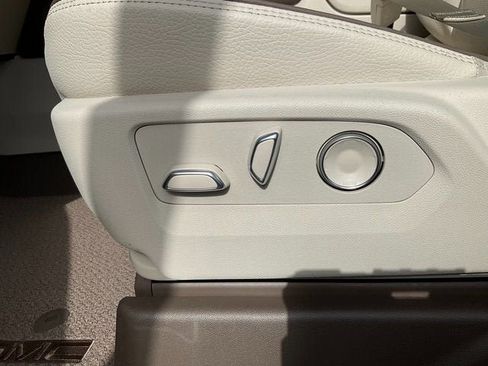 New 2026 GMC Yukon XL Denali w/ Sun & Power Step Package image 3