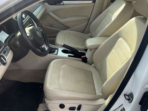 Used 2013 Volkswagen Passat TDI SE FWD image 10
