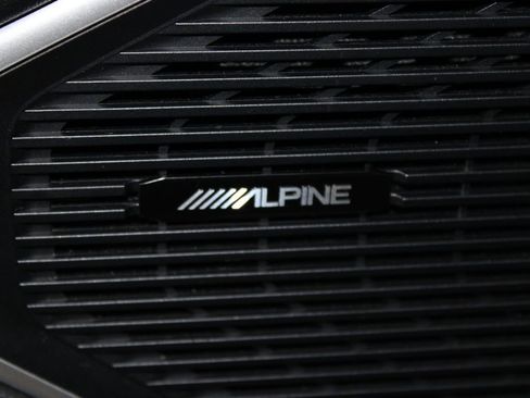 Used 2024 Jeep Wagoneer Series III image 38