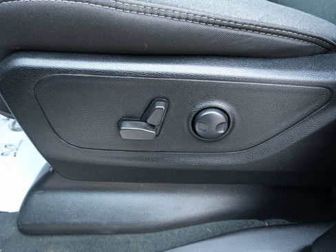 Used 2022 RAM 1500 Big Horn image 24