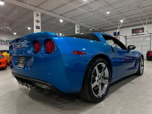 Used 2008 Chevrolet Corvette Coupe w/ Preferred Equipment Group RWD image 3