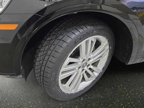 Used 2019 Audi Q5 Premium Plus w/ Premium Plus Package AWD/4WD image 34