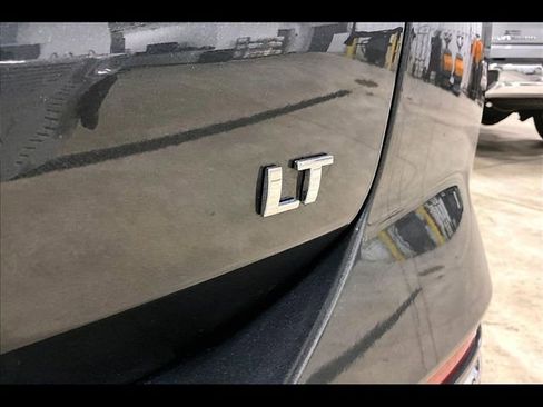 Used 2018 Chevrolet Equinox LT image 22