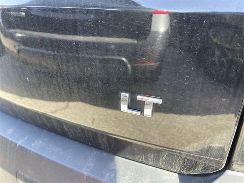 Used 2023 Chevrolet Traverse LT w/ LPO, Floor Liner Package image 9