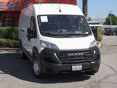 Used 2024 RAM ProMaster 3500 FWD image 2