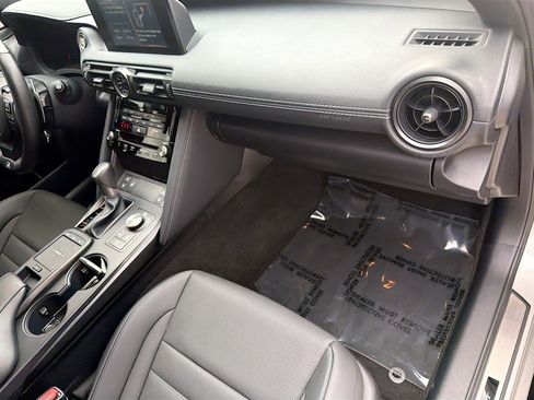 Used 2023 Lexus IS 350 F Sport image 32