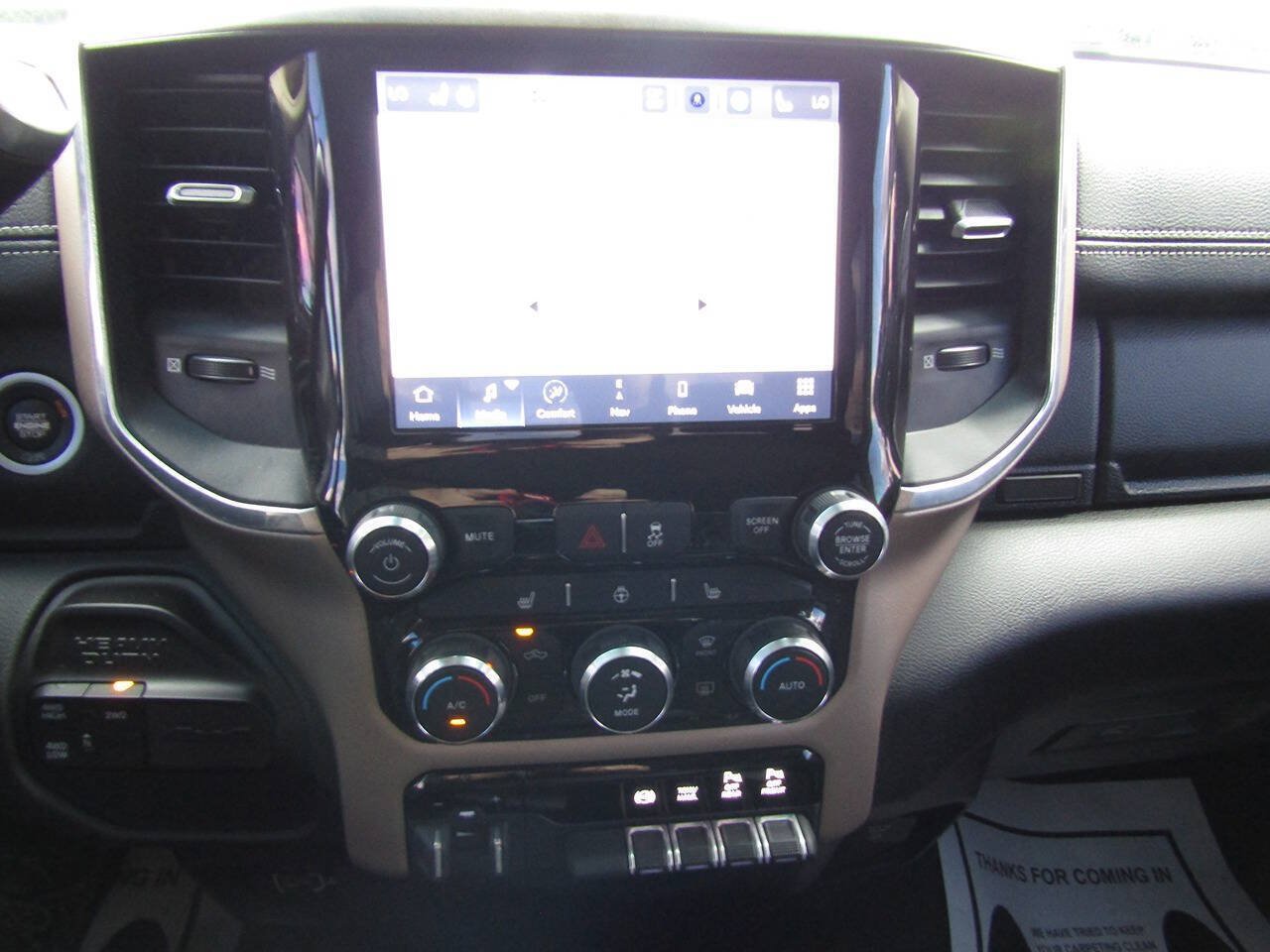 Used 2022 RAM 2500 Laramie w/ Body Color Bumper Group AWD/4WD image 13