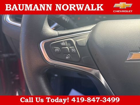 Used 2018 Chevrolet Equinox LT FWD image 13