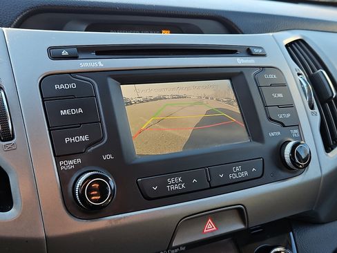 Used 2016 Kia Sportage EX image 17