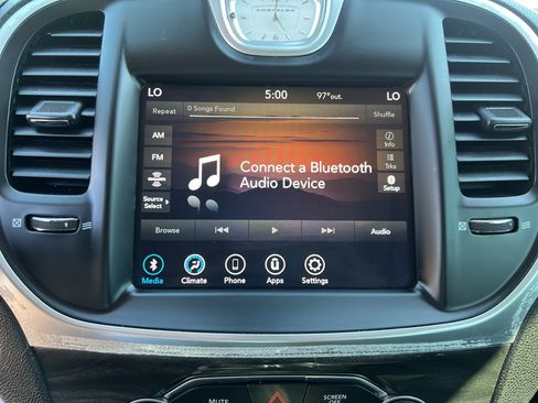 Used 2020 Chrysler 300 Touring w/ Sport Appearance Package RWD image 14