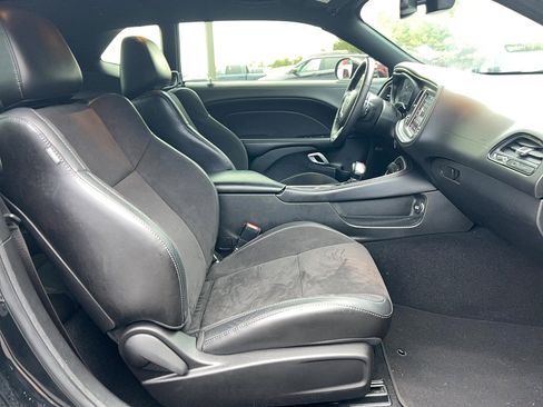 Used 2021 Dodge Challenger R/T w/ Plus Package image 26