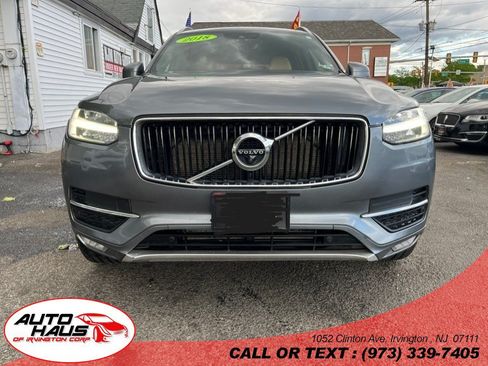 Used 2018 Volvo XC90 T5 Momentum w/ Convenience Package AWD/4WD image 1