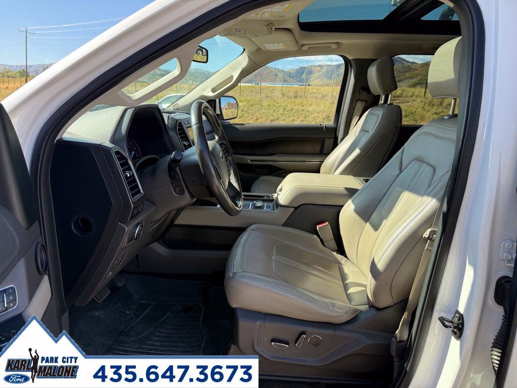 Used 2018 Ford Expedition Limited w/ Equipment Group 302A AWD/4WD image 13