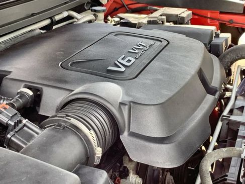 Used 2016 Chevrolet Colorado Z71 AWD/4WD image 16