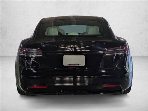 Used 2022 Tesla Model S image 6